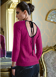 Cat. 13/14 - nr. 738 Avondpull met blote rug