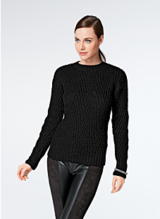 Cat. 14/15 - nr. 996 Pull met ronde kraag