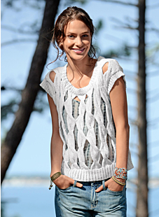 Mag. 166 - nr.10 Mouwloze pull