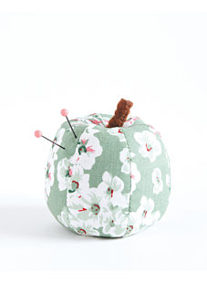 Appel Stof Specht Pins