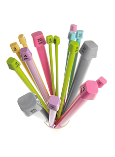 Rechte naalden in gekleurde kunststof, 6.5 mm - 30 cm