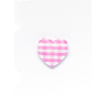 Roze geruite hartpleister
